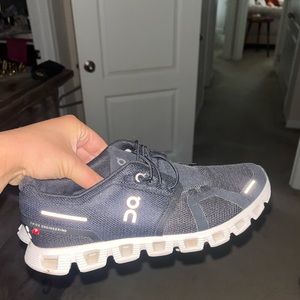 Black On Cloud shoes